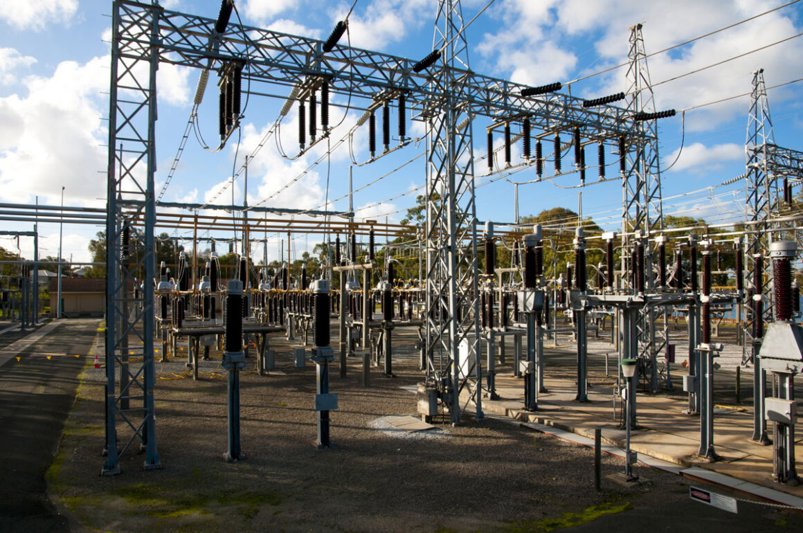 Construcción de subestaciones de potencia.